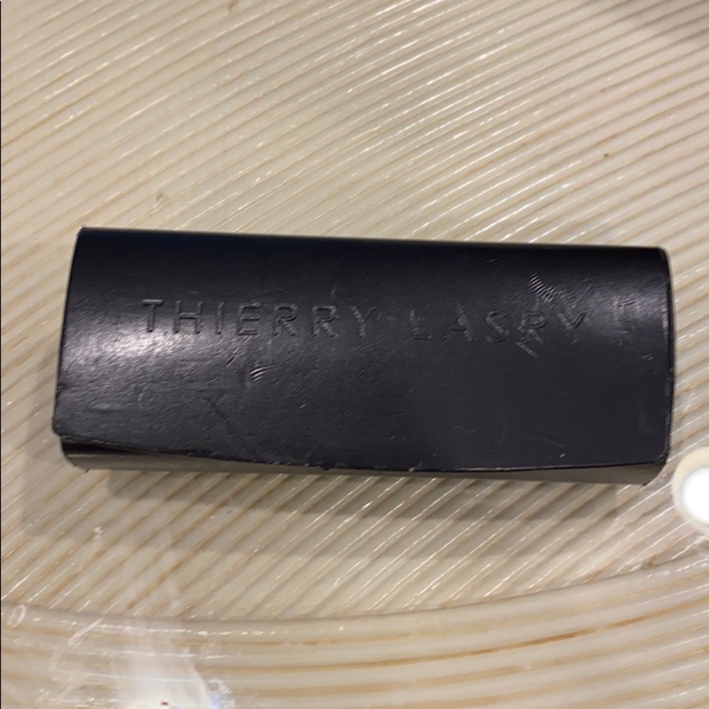 Thierry Lasry sunglass case ❤️